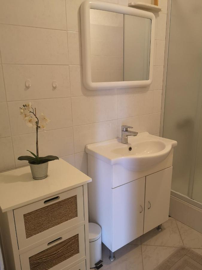 Kuca Za Odmor Matic Vila Viganj Exterior foto